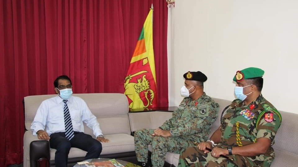 யாழ் அரசாங்க அதிபர் - இராணுவக் கட்டளைத் தளபதி சந்திப்பு