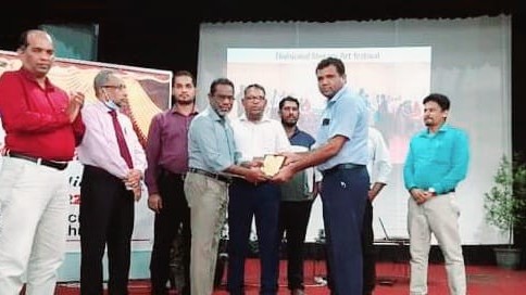 பணிப்பாளர் அஸ்லமுக்கு கௌரவம்