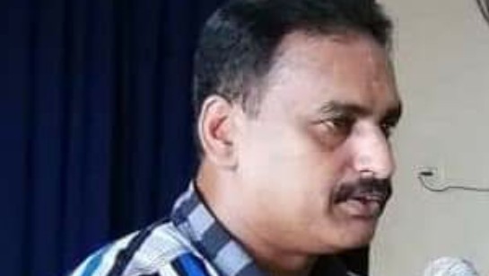 மக்களை சாப்பாட்டிற்காக வரிசையில் விட்டு சாதனை