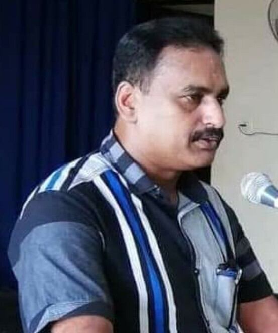 மக்களை சாப்பாட்டிற்காக வரிசையில் விட்டு சாதனை