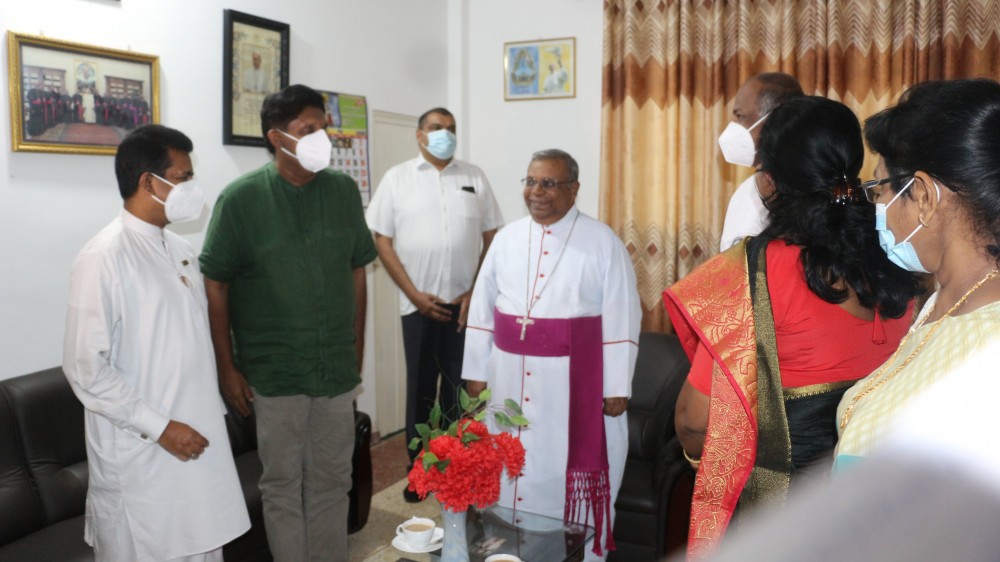 எங்கள் மாவட்டம் எல்லாத் துறைகளிலும் முன்னேற்றம் காணவேண்டும் - மன்னார் ஆயர்