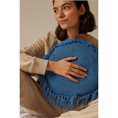 DMC THe Comtemplative Cushion Crochet KIt