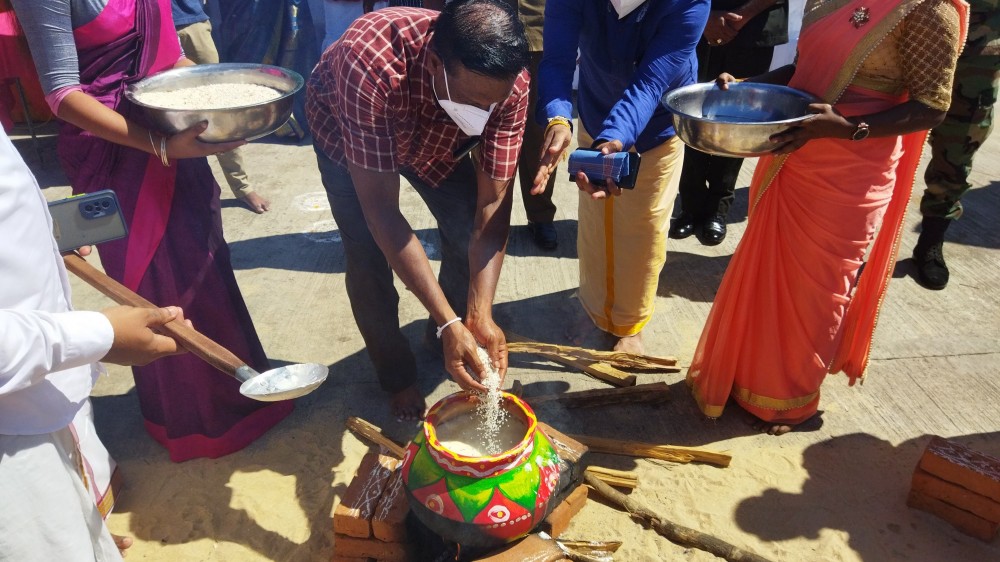 மாபெரும் பொங்கல் விழா