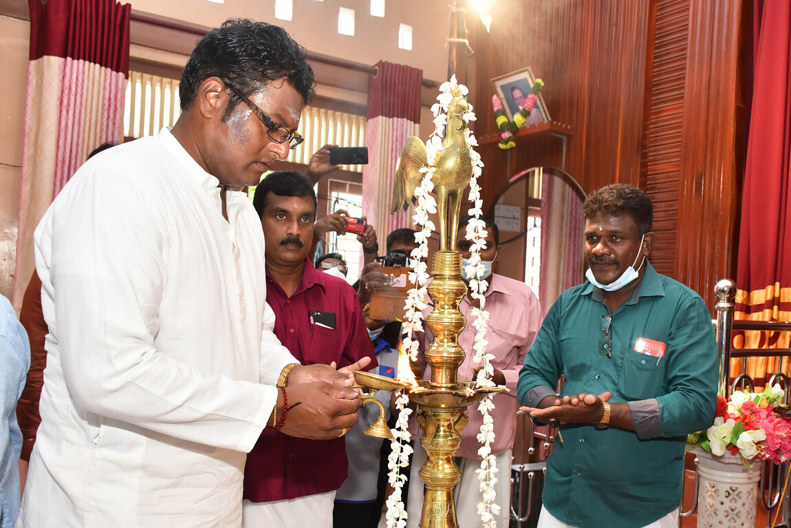 முதன்முறையாக முத்தமிழ் விழா