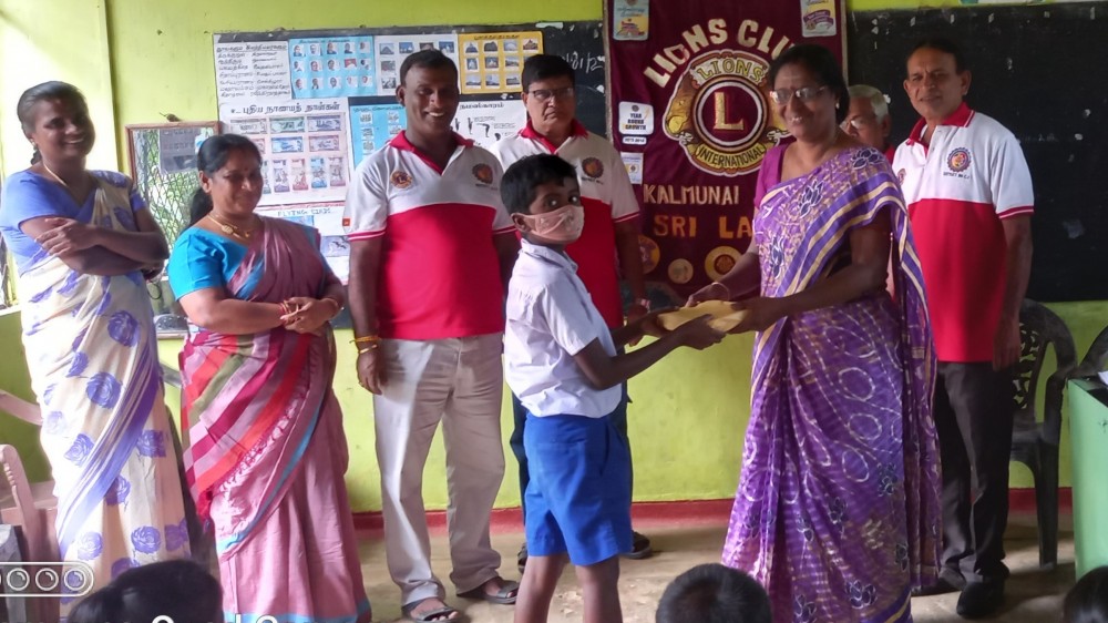 லயன்ஸ் கழக சேவை