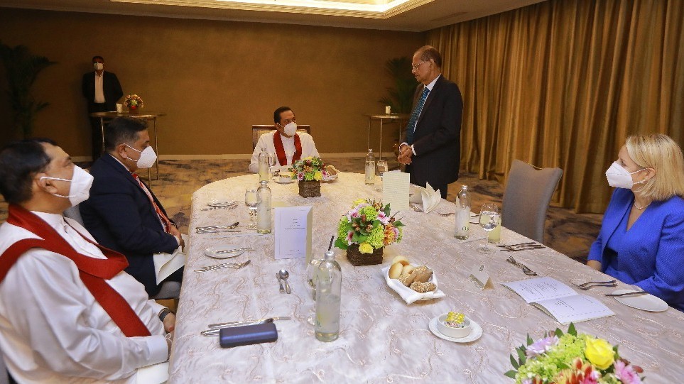 ஐக்கிய இராச்சியத்தின் இராஜாங்க அமைச்சர் தரிக் அஹமட் மற்றும் பிரதமர் இடையே சந்திப்பு