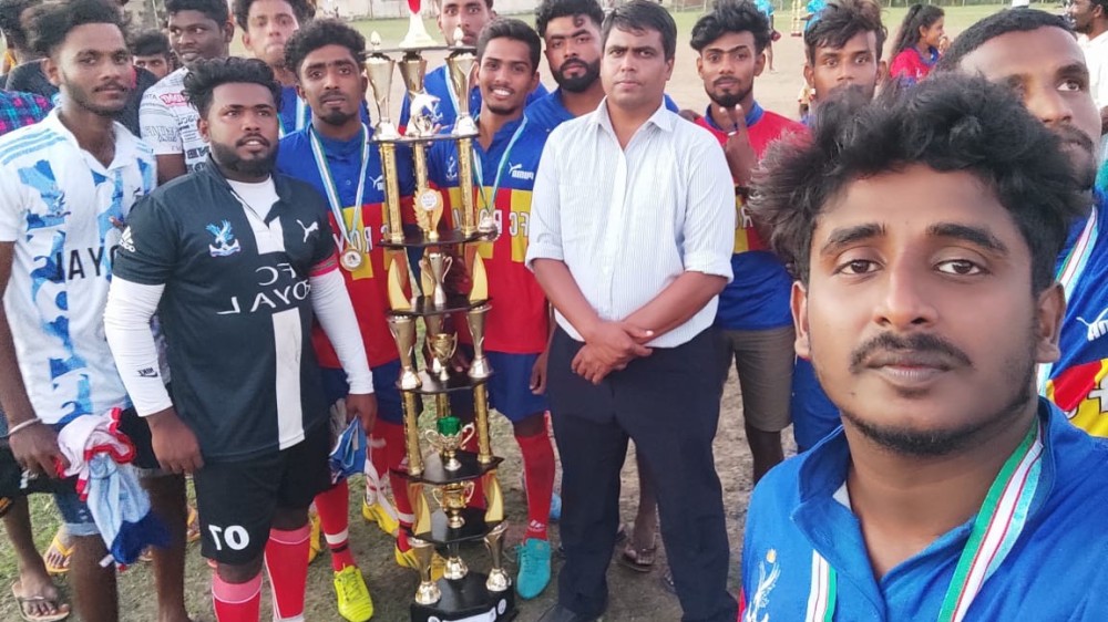 வெற்றிபெற்றது றோயல் எவ்சி அணி