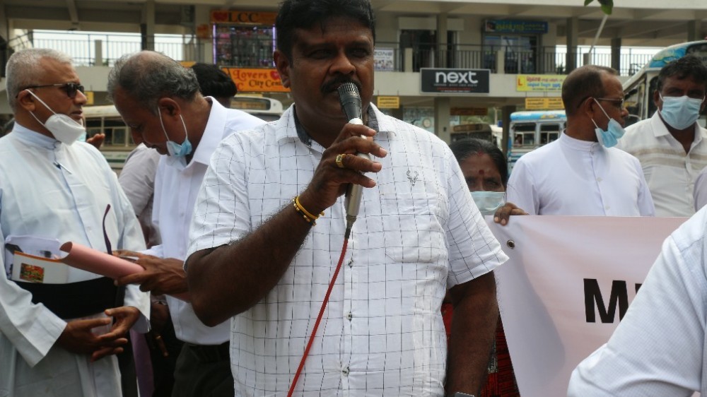 மன்னாரில் கனியவள மணல் அகழ்வு நிறுத்தும் அமைச்சரின் வாக்கு பொய்யானது - சாள்ஸ் நிர்மலநாதன் எம்.பி.