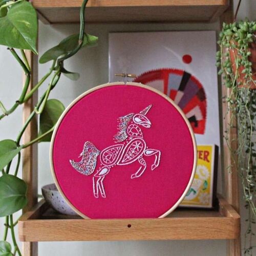 Paraffle Unicorn Embroidery Kit