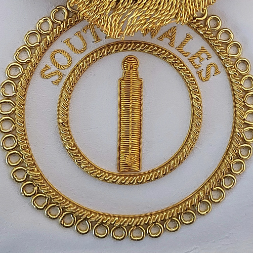 Bespoke Provincial Apron