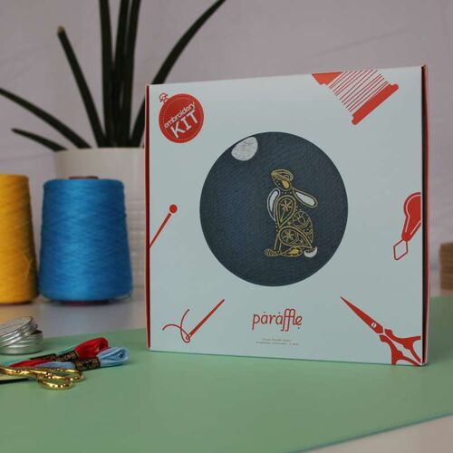 Paraffle Moon Gazing Hare Embroidery Kit