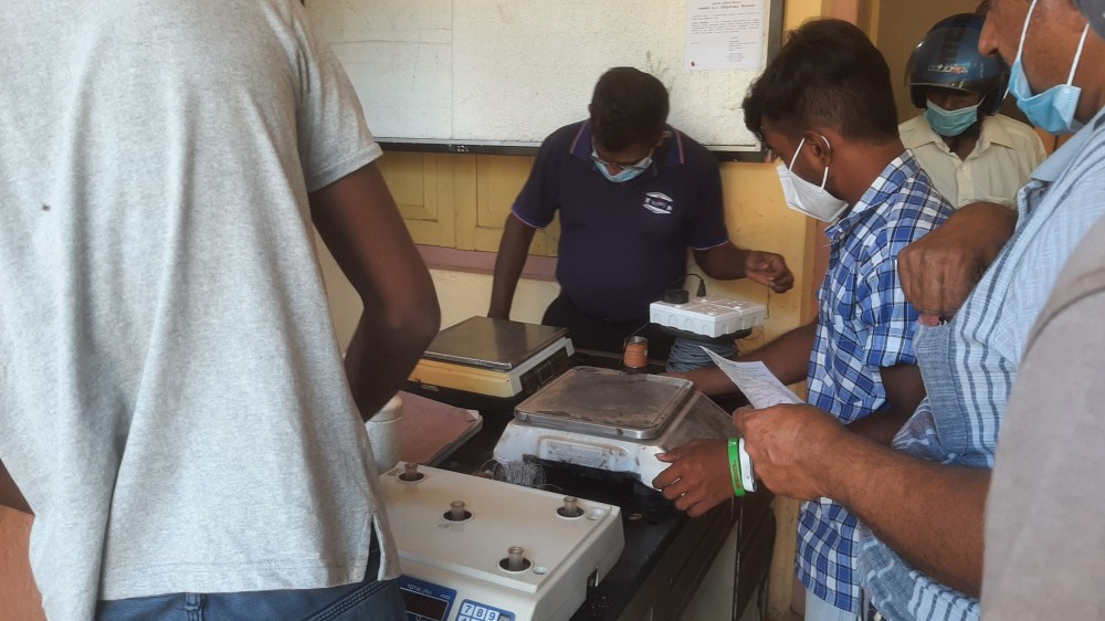 தராசுகளுக்கு 2022 ஆம் ஆண்டுக்கான முத்திரையிடும் பணிகள் ஆரம்பம்