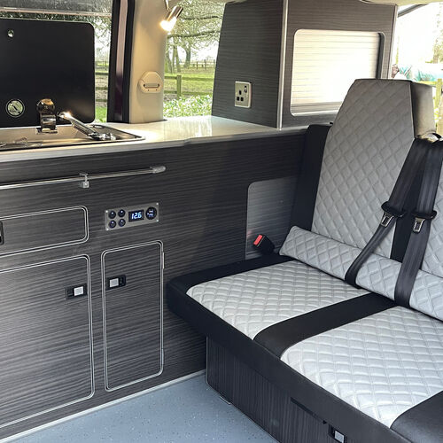 2009 Nissan Serena 2.0 Petrol Automatic Camper Van 2 Berth Rare Colour PRO Conversion