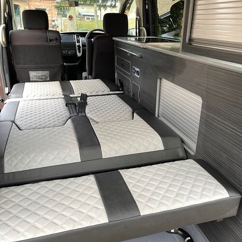 2009 Nissan Serena 2.0 Petrol Automatic Camper Van 2 Berth Rare Colour PRO Conversion