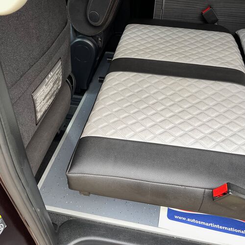 2009 Nissan Serena 2.0 Petrol Automatic Camper Van 2 Berth Rare Colour PRO Conversion