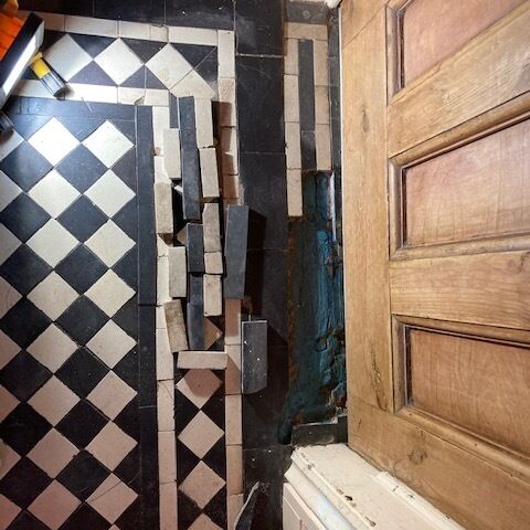 Gallery | A J B Ceramics | Tile Cleaning Leicester | Tile Restoration Leicestershire | Tile Polishing Nottinghamshire