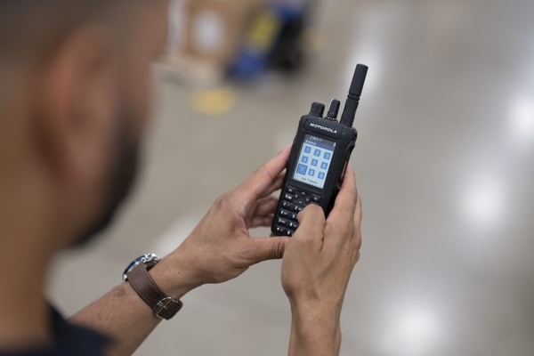 The New MOTOTRBO R7 Series Two-Way Radio