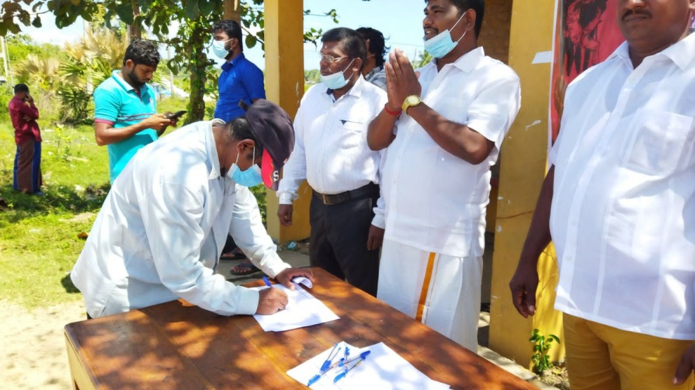 கையெழுத்துப் போராட்டம் அம்பாறை மாவட்டம்