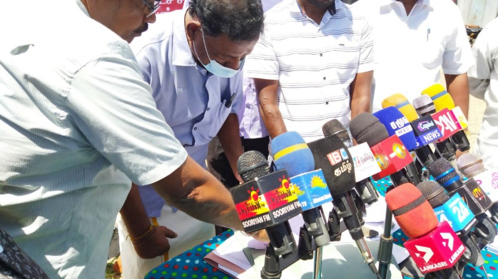 கையெழுத்துப் போராட்டம் கல்முனை மாநகரில்