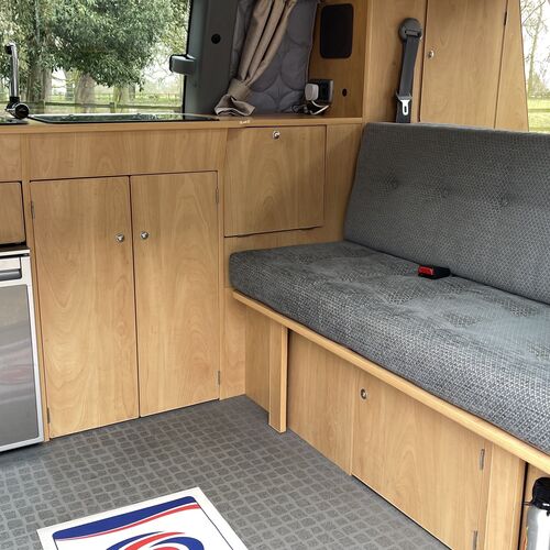 1997 Toyota Granvia WELLHOUSE Camper Van 4 Berth 3.0TD PRO Conversion