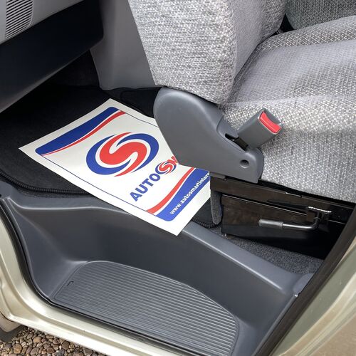 1997 Toyota Granvia WELLHOUSE Camper Van 4 Berth 3.0TD PRO Conversion