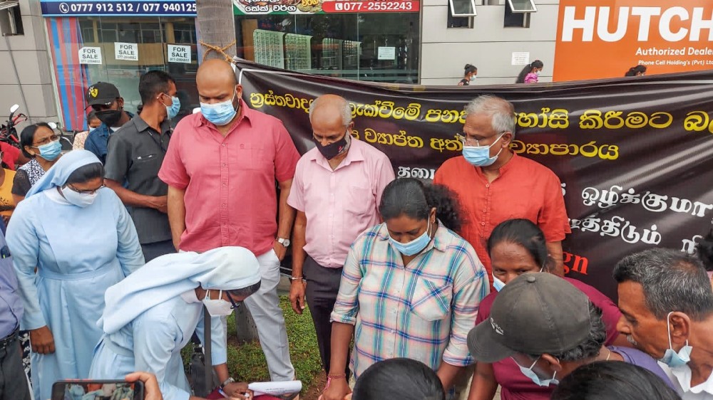 சிங்கள மக்கள் மத்தியிலும் பேராதரவு!