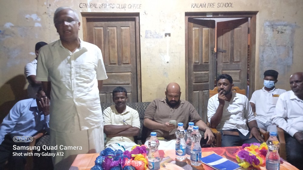 துறைநீலாவணையில்  சுமந்திரன்