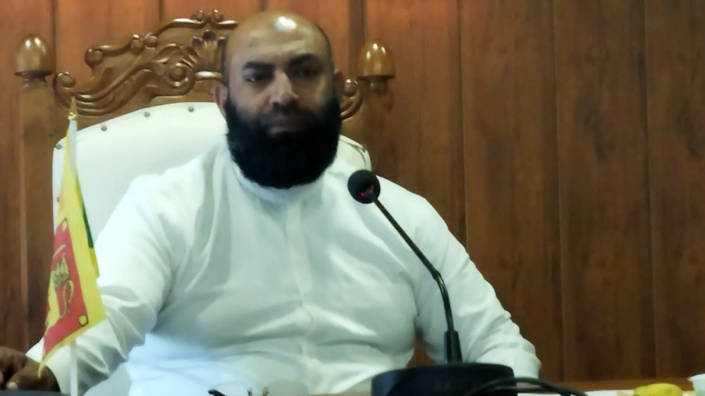 பயங்கரவாத தடைச்சட்டத்தை முற்றாக நீக்குமாறு கோரும் தீர்மானம்