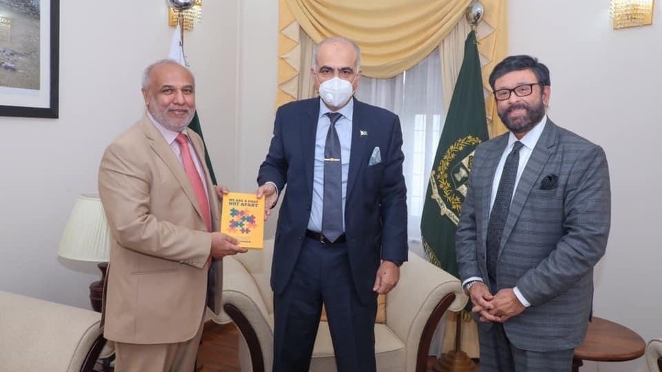 ஹக்கீம் தூதுவர் சந்திப்பு