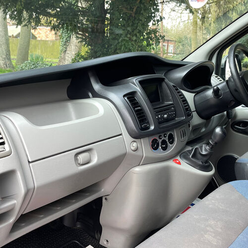 2011 Renault Trafic Sport LWB Camper Van 4 Berth Silver 2.0 DCi 115