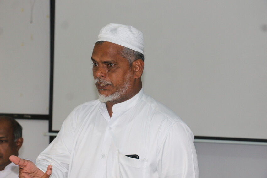 கனியவள மணல் அகழ்வில் மக்கள் தெளிவற்ற நிலையில் ஏமாற்றப்பட்டார்கள் - எஸ்.ஏ.அசீம்