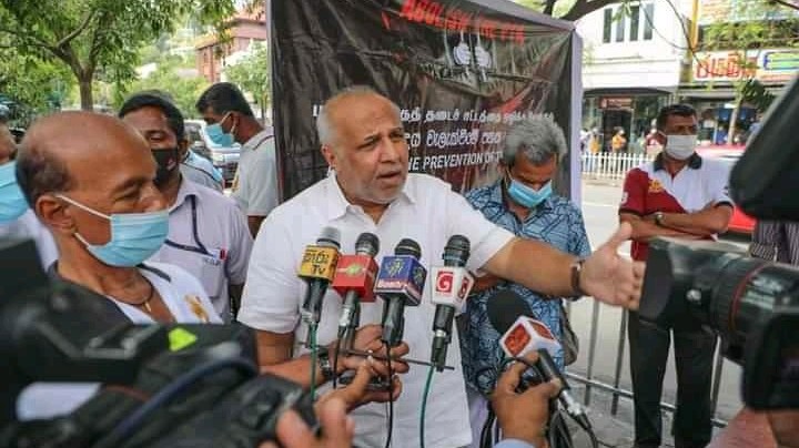 பயங்கரவாத தடைச் சட்டம் முற்றாக ஒழிக்கப்பட வேண்டும் - கண்டியில் ரவூப் ஹக்கீம் காட்டம்!