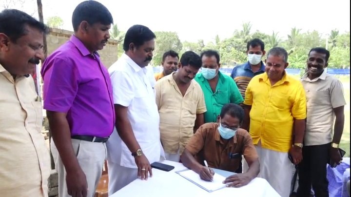 கையெழுத்து சேகரிப்புப் போராட்டம்  கிளிநொச்சியில் இன்று