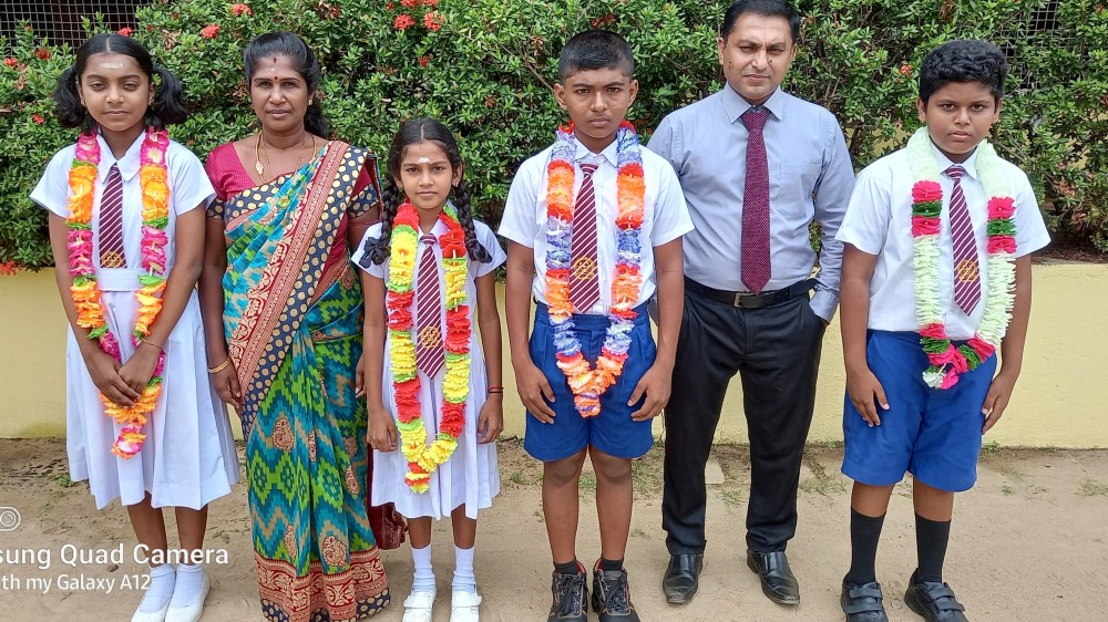 நான்கு மாணவர்கள் சித்தி