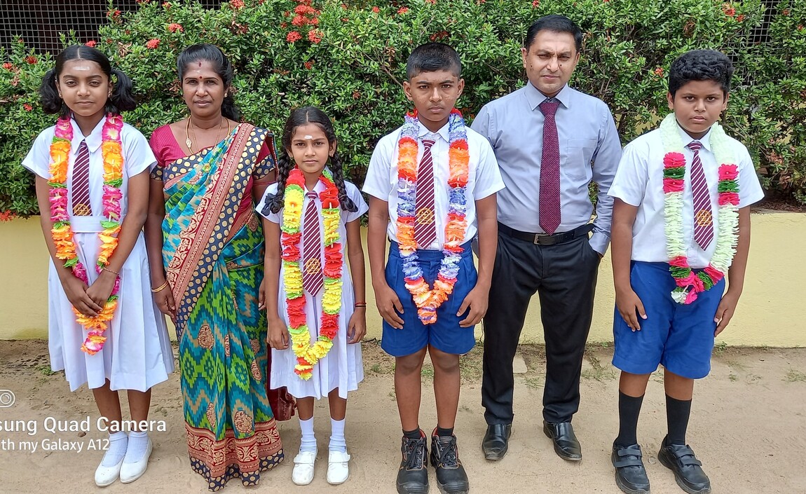 நான்கு மாணவர்கள் சித்தி