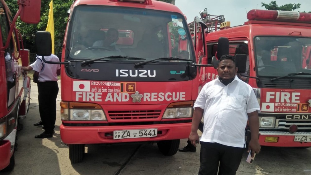 தீ அனைக்கும் இயந்திரம் கிடைக்கப்பெற்றது. ஜே!