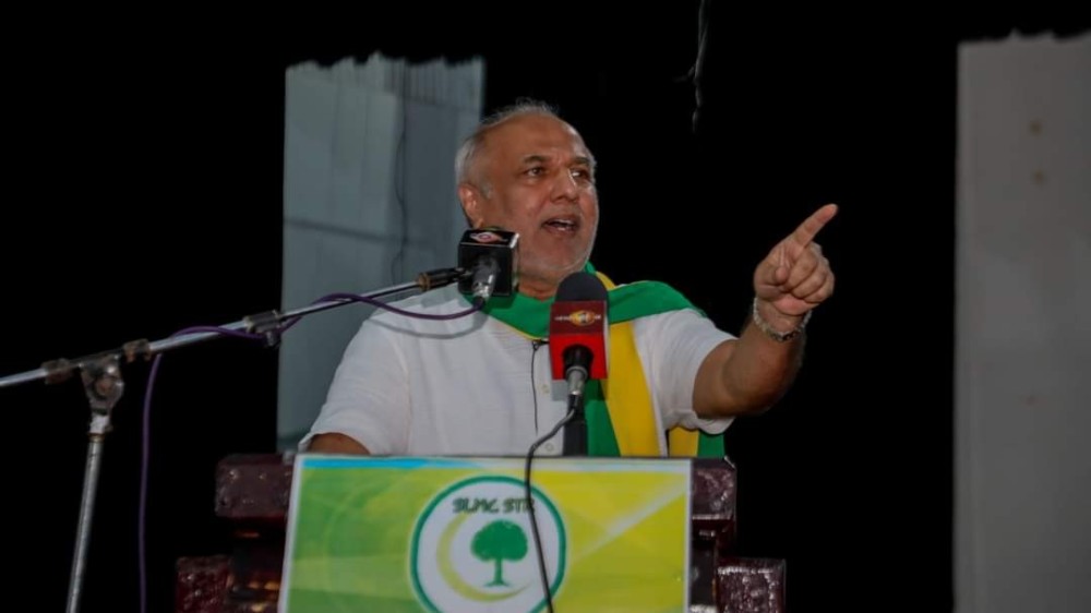 முஸ்லிம்களுக்கு இழைத்த அநியாயத்தின் சாபம் ஆக்ரோஷத்துடன் ரவூப் ஹக்கீம்