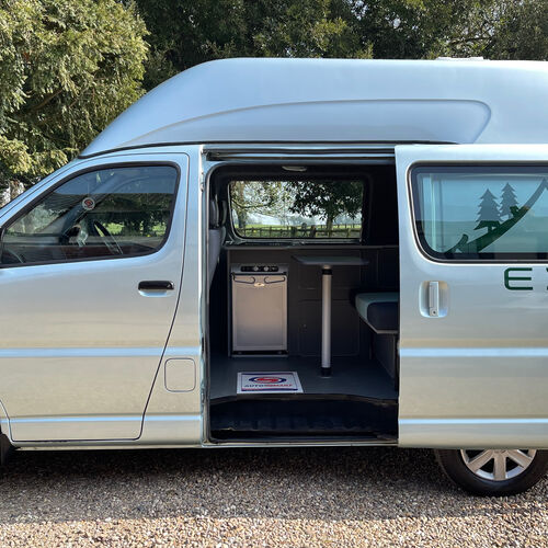 Toyota Hiace 2.5D Camper Van 2 Berth Rare Colour Good Spec 1997 (R)reg UK Van