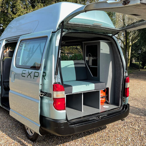 Toyota Hiace 2.5D Camper Van 2 Berth Rare Colour Good Spec 1997 (R)reg UK Van