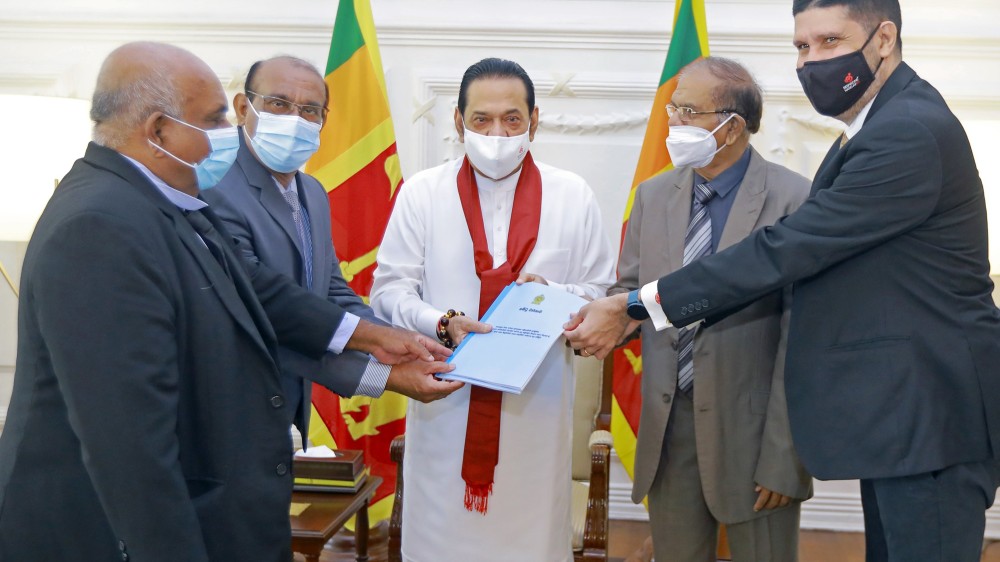 அரசியல் பழிவாங்குதல் வழக்குகளிலிருந்து விடுபட நிவாரண அறிக்கை