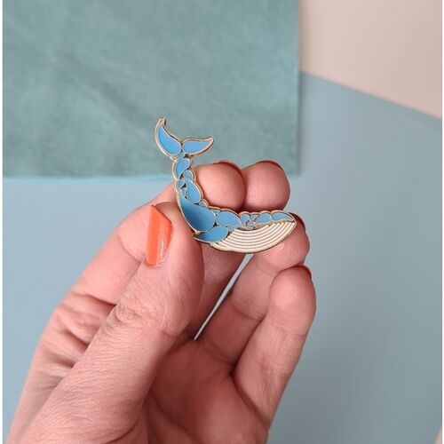 Paraffle Whale Needle-Minder