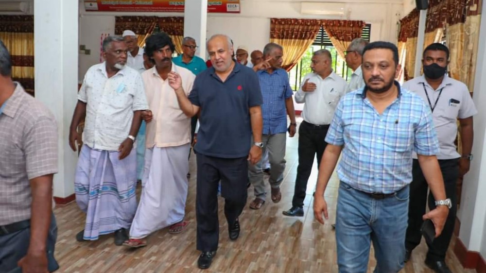 தலைவர் கள விஜயம்