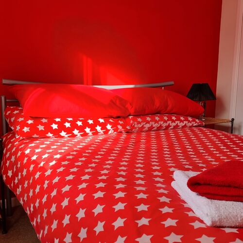 Cleevelands Drive 4 bedrooms, 3 bathrooms by the racecourse roundabout in Cheltenham!