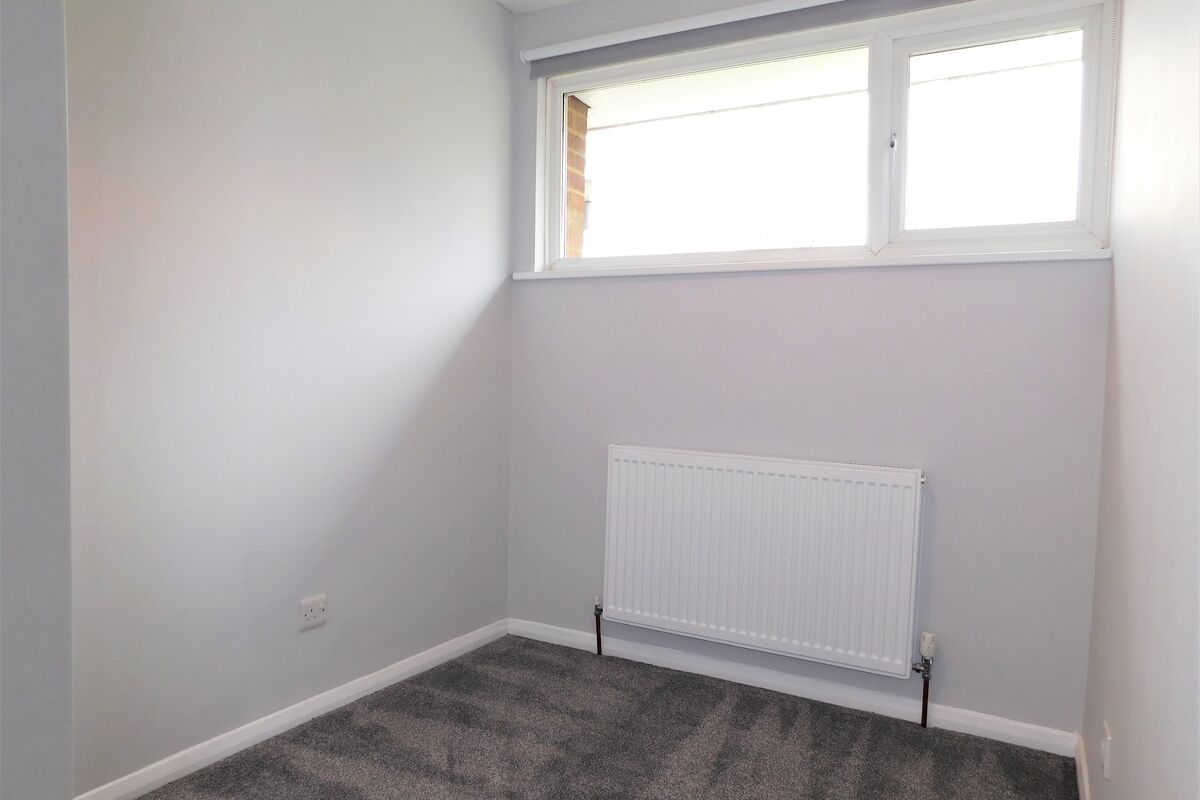 Woodside Close, Woking