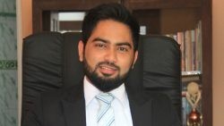 பொறுப்புக் கூற வேண்டும்;