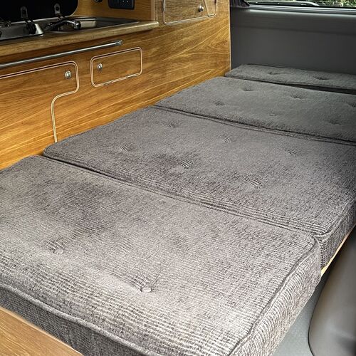 2003 (53)reg Toyota Alphard 2.4 Automatic Camper Van 4 Berth PRO Conversion