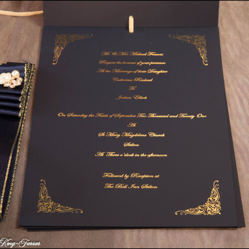 All Gold Corner Scroll