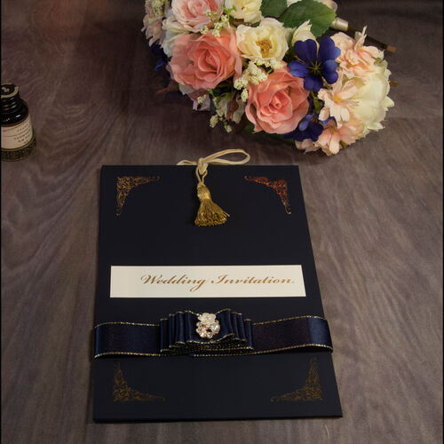 All Gold Corner Scroll