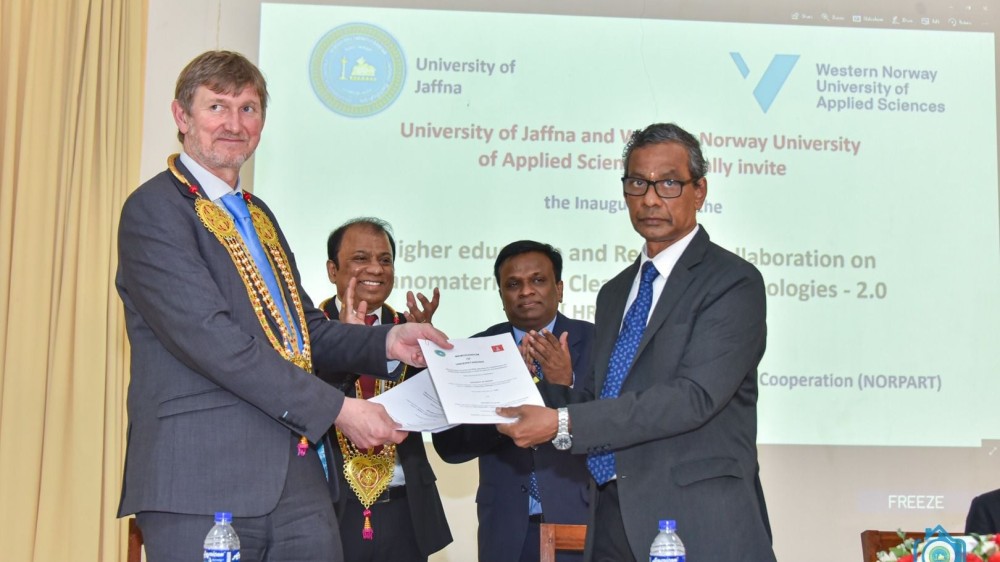 முக்கூட்டு உடன்படிக்கை கைச்சாத்திடும் நிகழ்வு