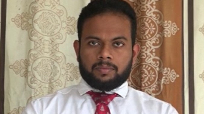 இலங்கையில் இலவச சுகாதார உரிமை மறுக்கப்படுவதாக அரச வைத்திய அதிகாரிகள் சங்கம் குற்றம் சாட்டியுள்ளது.